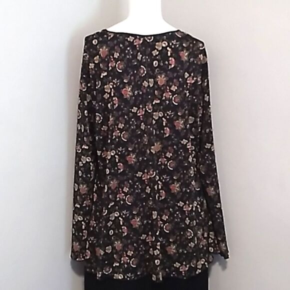 Maternity Soon To Be Floral Bell Sleeve Blouse. Sz XL Maternity - Picture 6 of 7